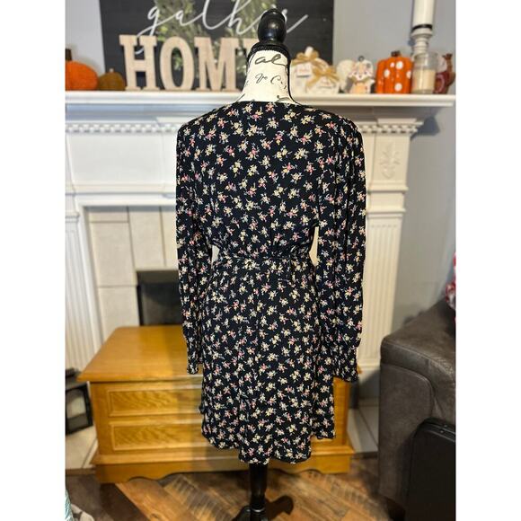 Wild Fable Women’s Black Floral Long Sleeve Mini Dress Size M Medium Casual - Picture 2 of 3